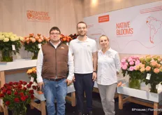 The team of Native Blooms, one of the few cut rose growers from Ecuador participating at the fair and exhibiting there for the first time.